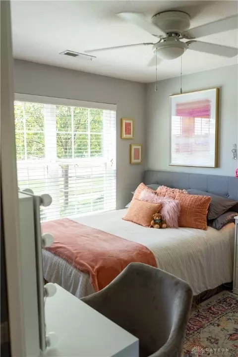 Bedroom - 404 Brownstone Row, Springboro, OH 45066 photo 8 of 9