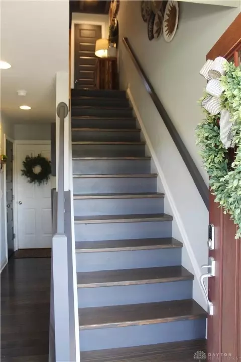 Entry Way - 404 Brownstone Row, Springboro, OH 45066 photo 3 of 18