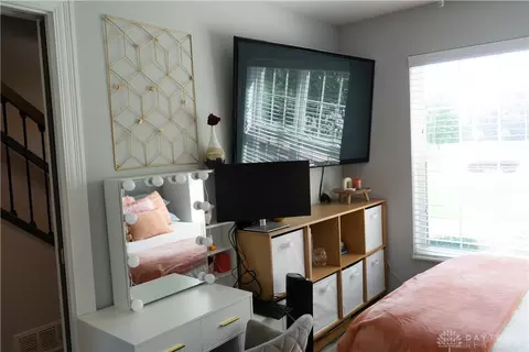 Bedroom - 404 Brownstone Row, Springboro, OH 45066 photo 9 of 9