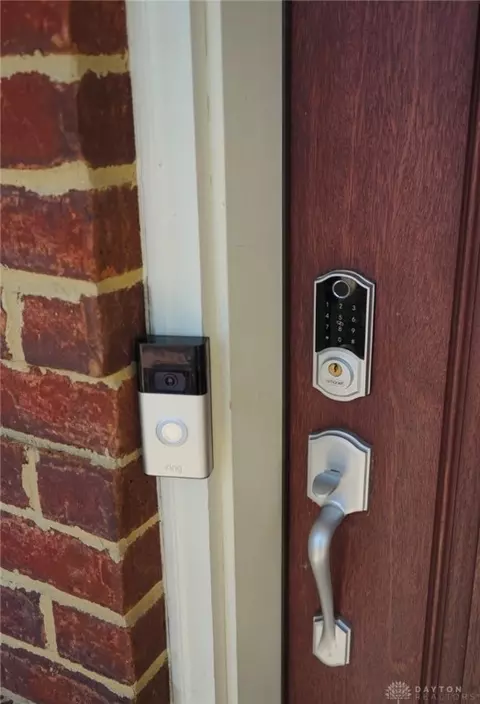 Entry Way - 404 Brownstone Row, Springboro, OH 45066 photo 1 of 18
