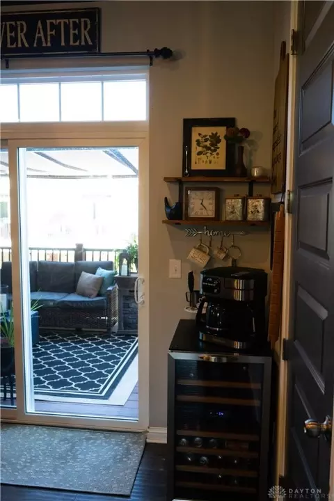 Entry Way - 404 Brownstone Row, Springboro, OH 45066 photo 10 of 18