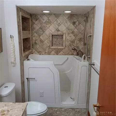 3170 E Stroop Rd #303, Dayton, OH 45440 photo 14
