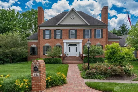 461 Twelve Oaks Trl, Beavercreek, OH 45434