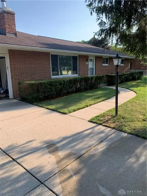 4431 Ardonna Ln, Dayton, OH 45432