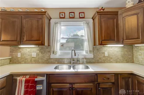 1375 W Possum Rd, Springfield, OH 45506 photo 14