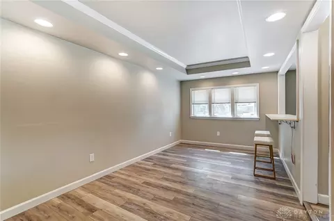 Living - 1109 Mendota Ct, Dayton, OH 45420 photo 8 of 9