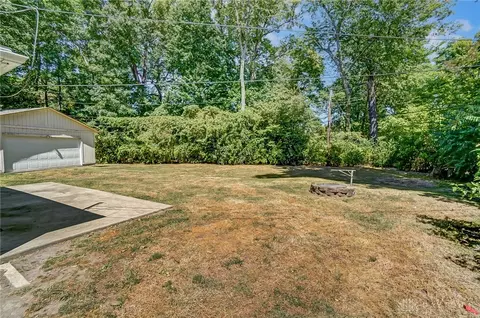 Exterior - 1109 Mendota Ct, Dayton, OH 45420 photo 3 of 6