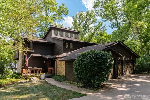 185 Eleanor Dr, Springboro, OH 45066