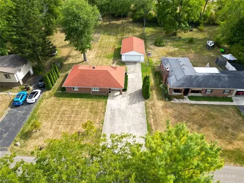 3883 Timberline Dr, Dayton, OH 45432