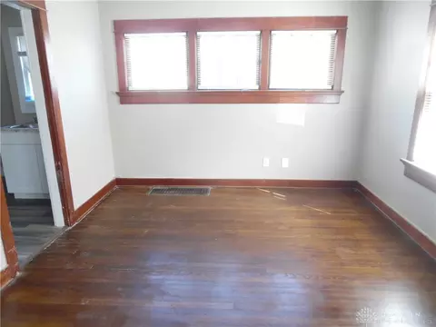 Living - 331 Springbrook Blvd, Dayton, OH 45405 photo 3 of 3