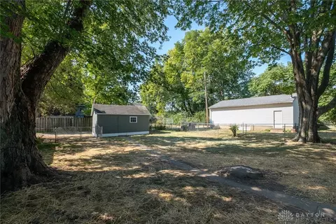 Exterior - 1622 Mayo Ave, Kettering, OH 45409 photo 2 of 3