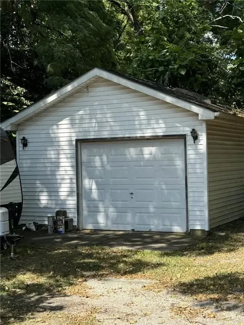 130 W Liberty St, Springfield, OH 45506 photo 9