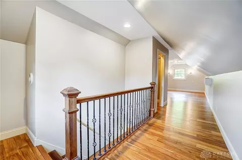 400 N Claridge Dr, Kettering, OH 45429 photo 31