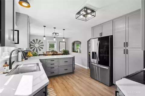 Kitchen - 1969 Shawhan Rd, Morrow, OH 45152 photo 3 of 5