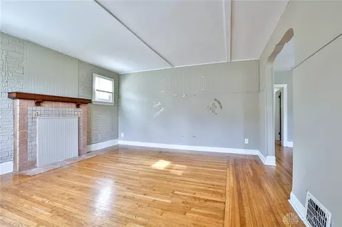 1819 Lawn Ave, Cincinnati, OH 45237 photo 4