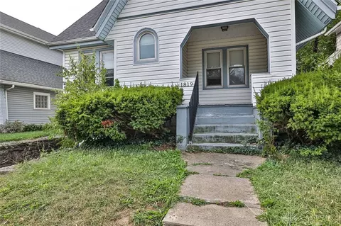 1819 Lawn Ave, Cincinnati, OH 45237 photo 2