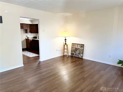 Living - 1806 Springmont Ave, Springfield, OH 45506 photo 1 of 3