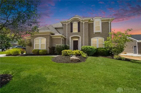 1343 Golf Club Dr, Lebanon, OH 45036