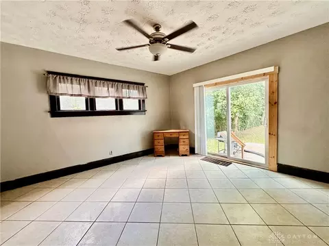 321 S Belmont Ave, Springfield, OH 45505 photo 13