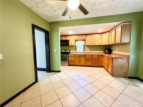 321 S Belmont Ave, Springfield, OH 45505 photo 11
