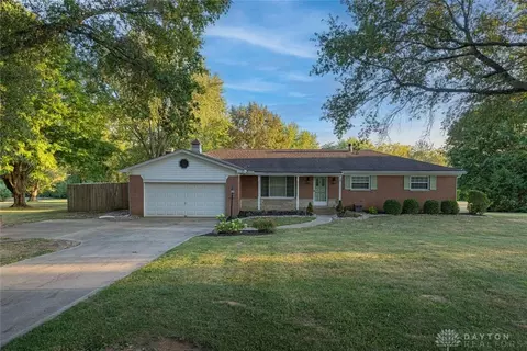 2923 Keever Rd, Lebanon, OH 45036