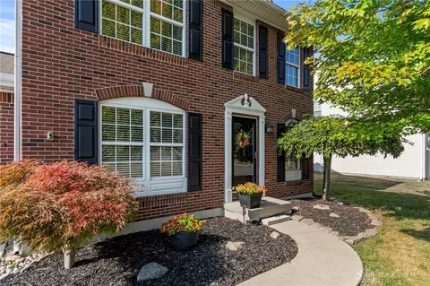 455 Pewter Hill Ct, Lebanon, OH 45036