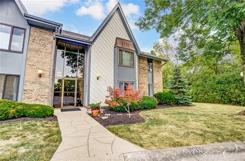 1931 Washington South Dr, Dayton, OH 45458