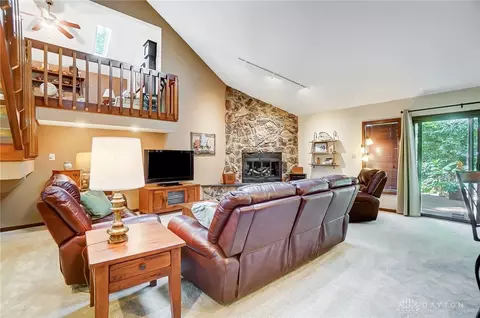 Living - 1122 Green Tree Dr, Dayton, OH 45429 photo 1 of 5