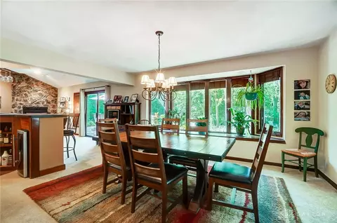 Dining - 1122 Green Tree Dr, Dayton, OH 45429 photo 4 of 5