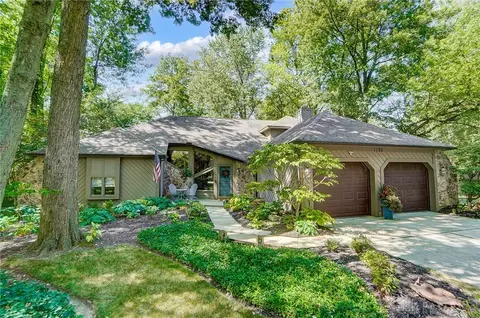 Exterior - 1122 Green Tree Dr, Dayton, OH 45429 photo 2 of 28