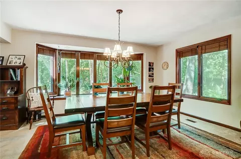 Dining - 1122 Green Tree Dr, Dayton, OH 45429 photo 3 of 5