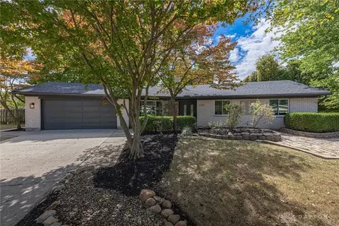 2336 Acme Ct, Kettering, OH 45440
