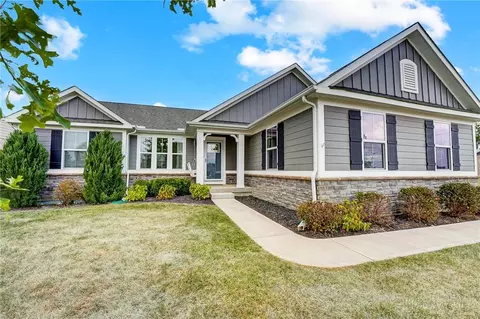 1725 Wandering Stream Way, Washington Township, OH 45458