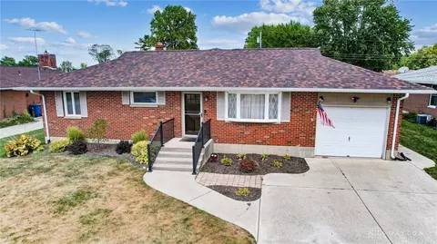 835 Waldrun Ave, Dayton, OH 45404