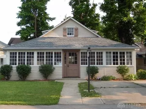 6086 1st Ave, Miamisburg, OH 45342