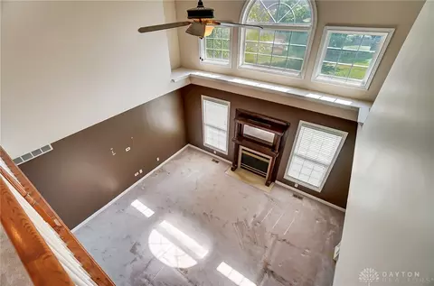Living - 380 Thomas Dr, Springboro, OH 45066 photo 8 of 8