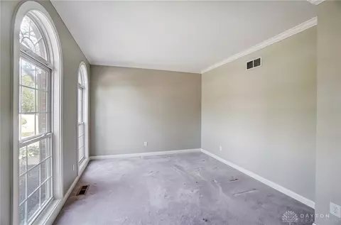 Living - 380 Thomas Dr, Springboro, OH 45066 photo 6 of 8