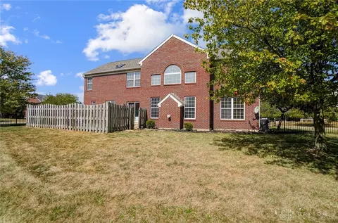 Exterior - 380 Thomas Dr, Springboro, OH 45066 photo 9 of 15