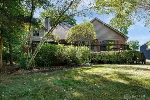 Exterior - 1087 Highpoint Dr, Springboro, OH 45066 photo 13 of 16