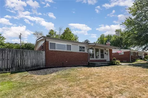 3700 Braddock St, Kettering, OH 45420 photo 2