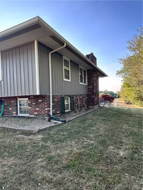 4100 Dayton Springfield Rd, Springfield, OH 45502 photo 5