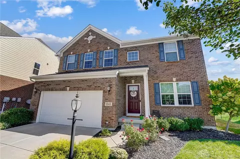1648 Cedar Creek Dr, Centerville, OH 45458