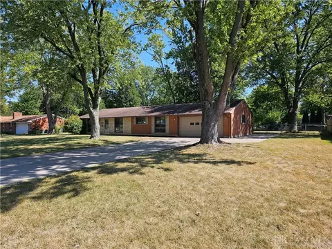 Exterior - 5070 Glenmina Dr, Dayton, OH 45440 photo 9 of 9