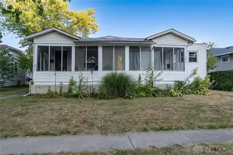 2854 Lansing Dr, Dayton, OH 45420