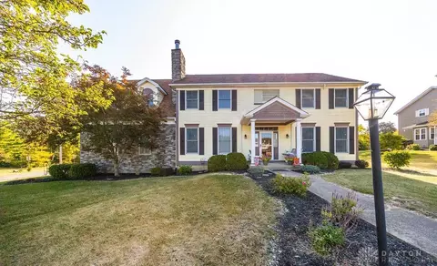 1285 Roundhill Dr, Hamilton, OH 45013