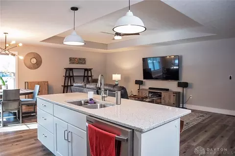 4168 Midfield St, Springfield, OH 45503 photo 5