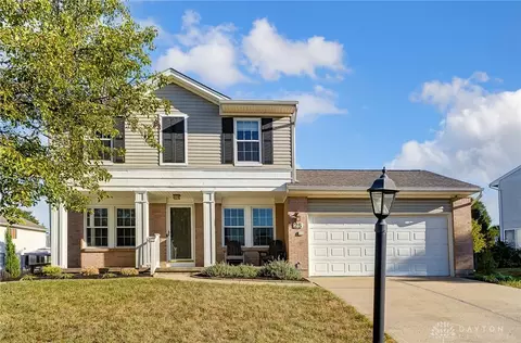 25 E Long Meadow Dr, Springboro, OH 45066