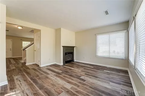 Living - 25 E Long Meadow Dr, Springboro, OH 45066 photo 3 of 7