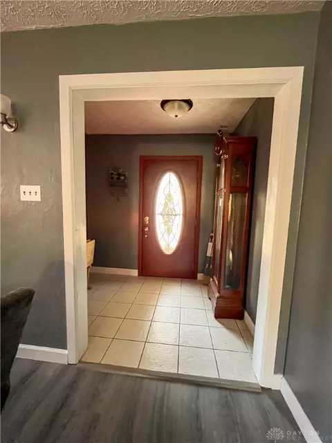 541 E Stroop Rd, Kettering, OH 45429 photo 4