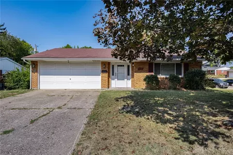 517 E 4th St, Franklin, OH 45005